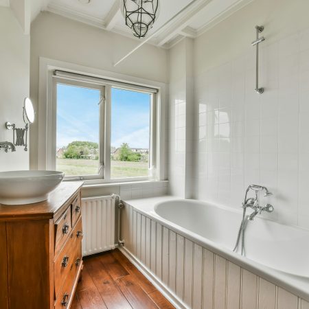 Bathroom with a bathtub